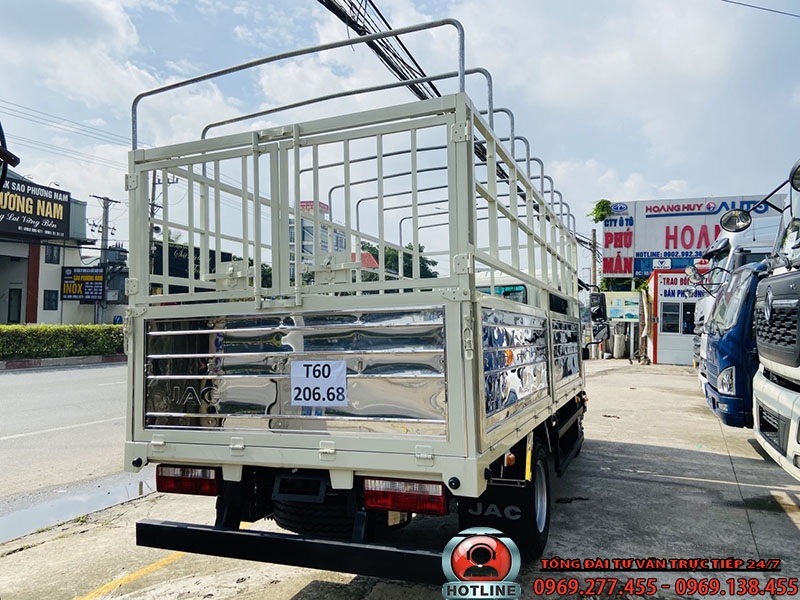 xe-tai-jac-3t5-6.jpg